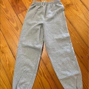 gildans men’s gray drawstring sweatpants